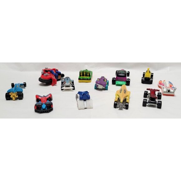 Lot of 12 Die Cast Plastic Specialty Vehicles Hot Wheels Matchbox - Picture 3 of 6